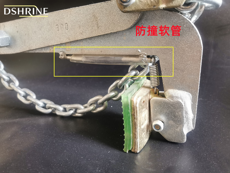 吊夹的防撞软管